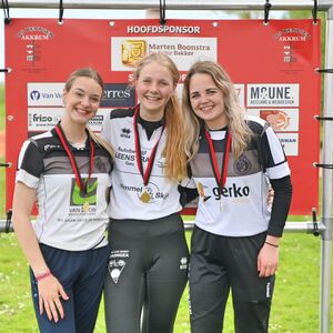 1e-herkansing-meisjes-b-akkrum