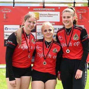 2e-prijs-a-klas-meisjes-akkrum